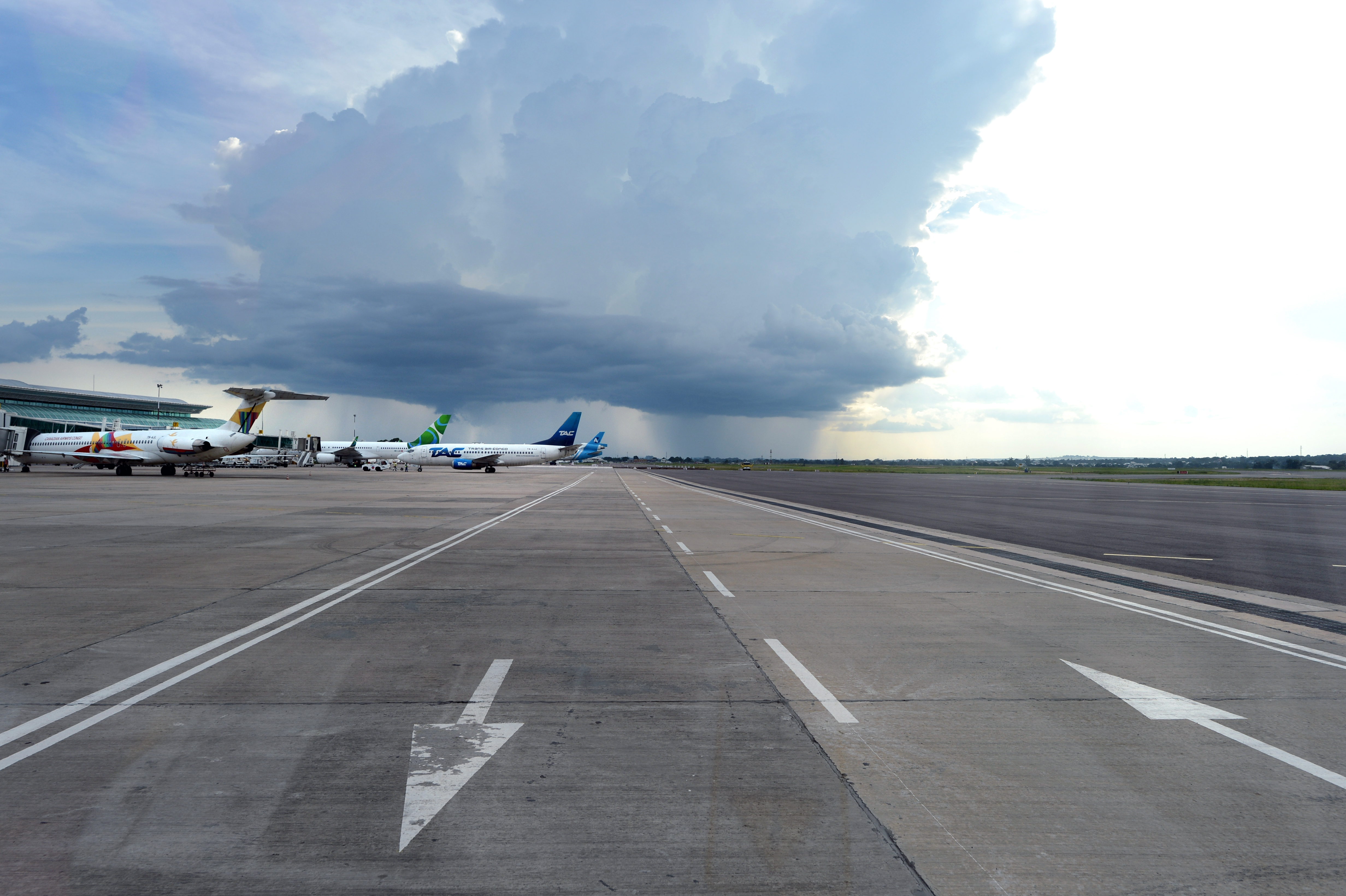 Gallery maya maya international airport of brazzaville